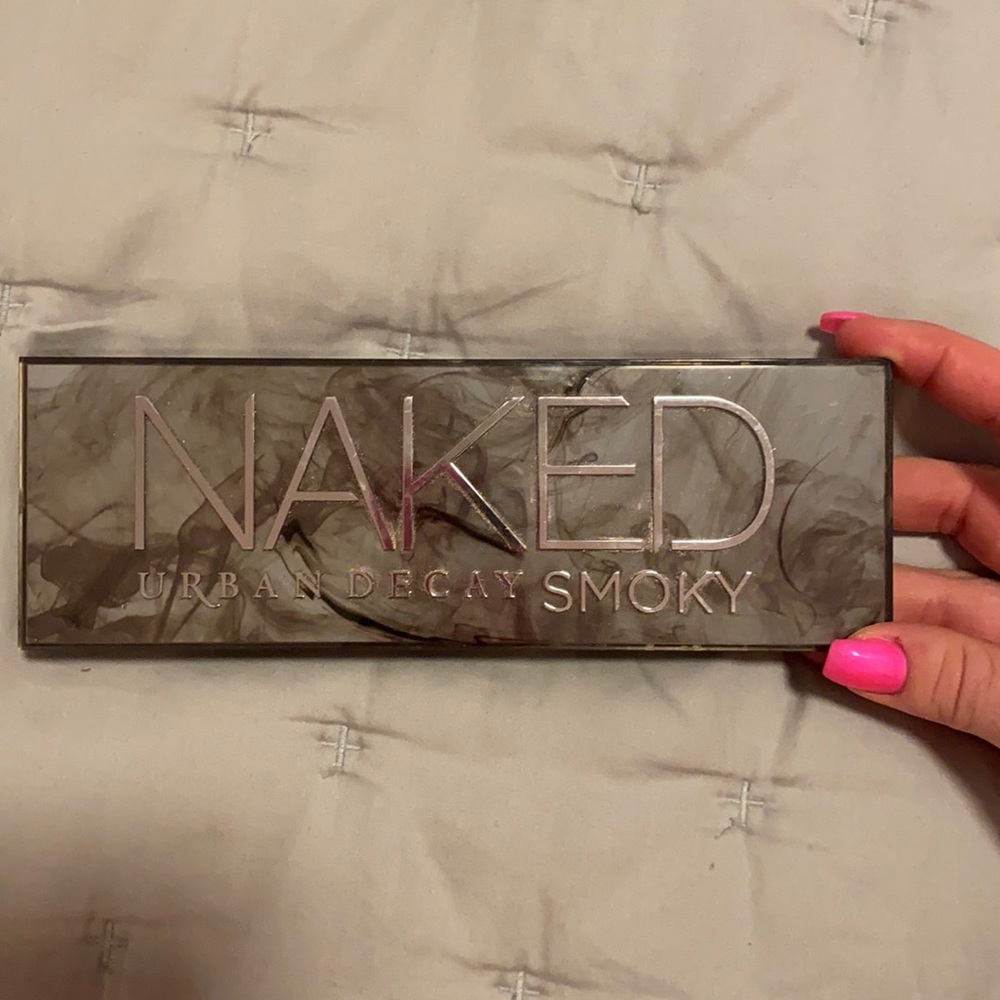 Urban Decay Smokey Eyeshadow Palette